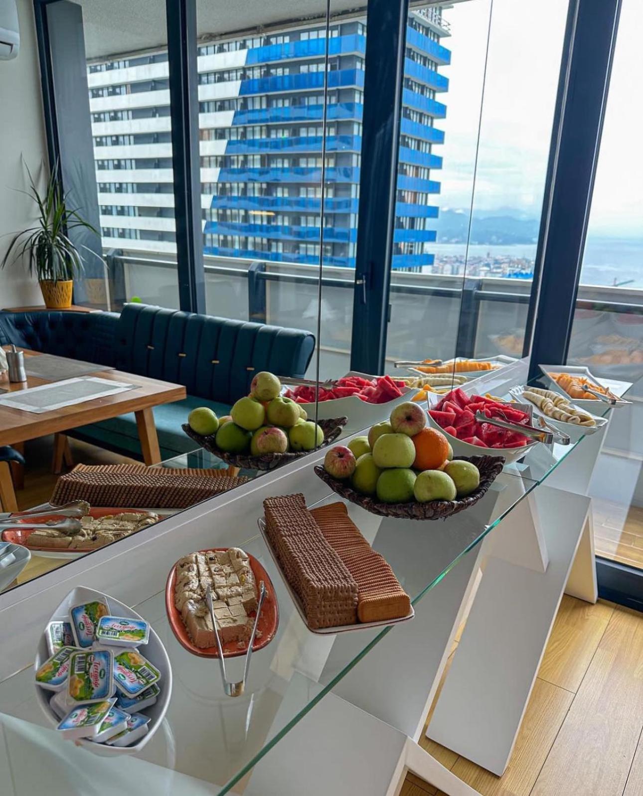Luxury Panorama Sea View Apartment & Central Batumi Exterior foto
